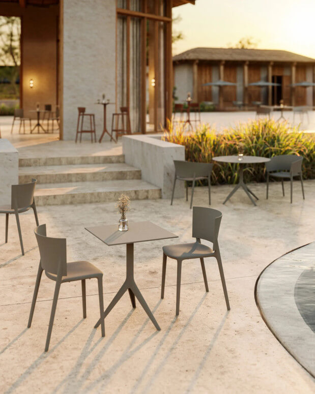 Vondom-Africa-Mari-sol-Eugeni-Quitllet-scaled