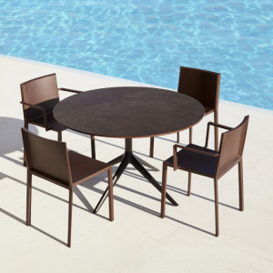 Table Mari-sol.